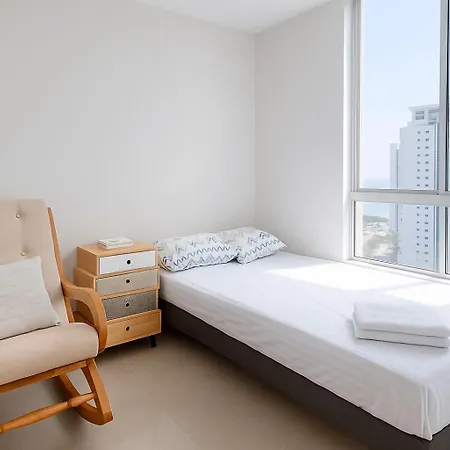 Veronica Luxury Ocean View *